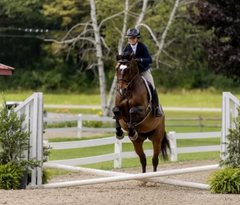 Lauren Reischer with horse