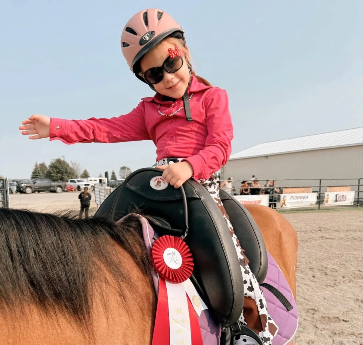 Sophia Schwartzentruber riding
